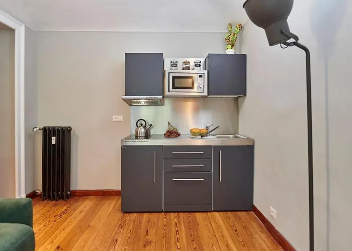 A Tre Passi Da Tutto Turin